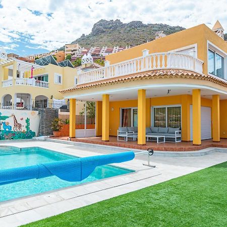 Spacious Four Bedroom Villa With Magnificent Views Costa Adeje  Extérieur photo